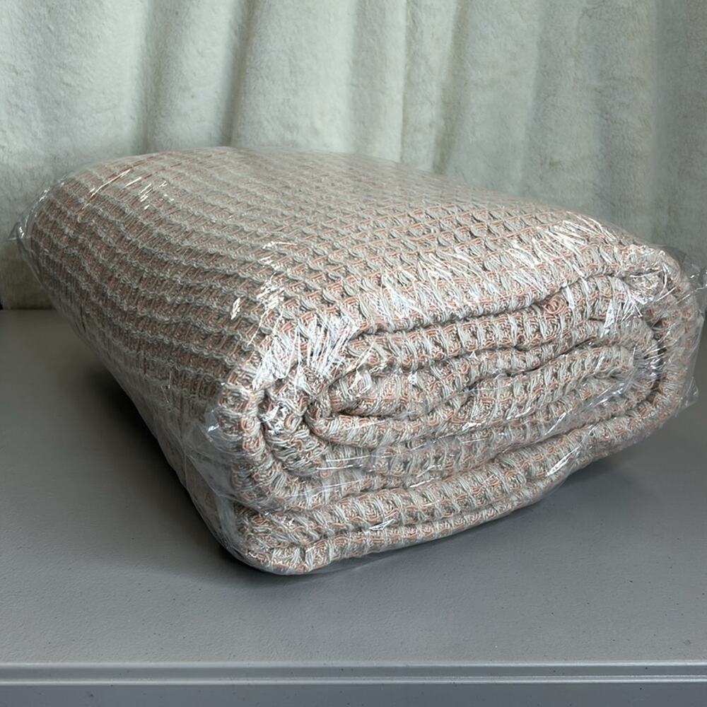 Pottery Barn Waffle Weave Blanket Rosewood Pink Cream King / California King NEW - Picture 5 of 5